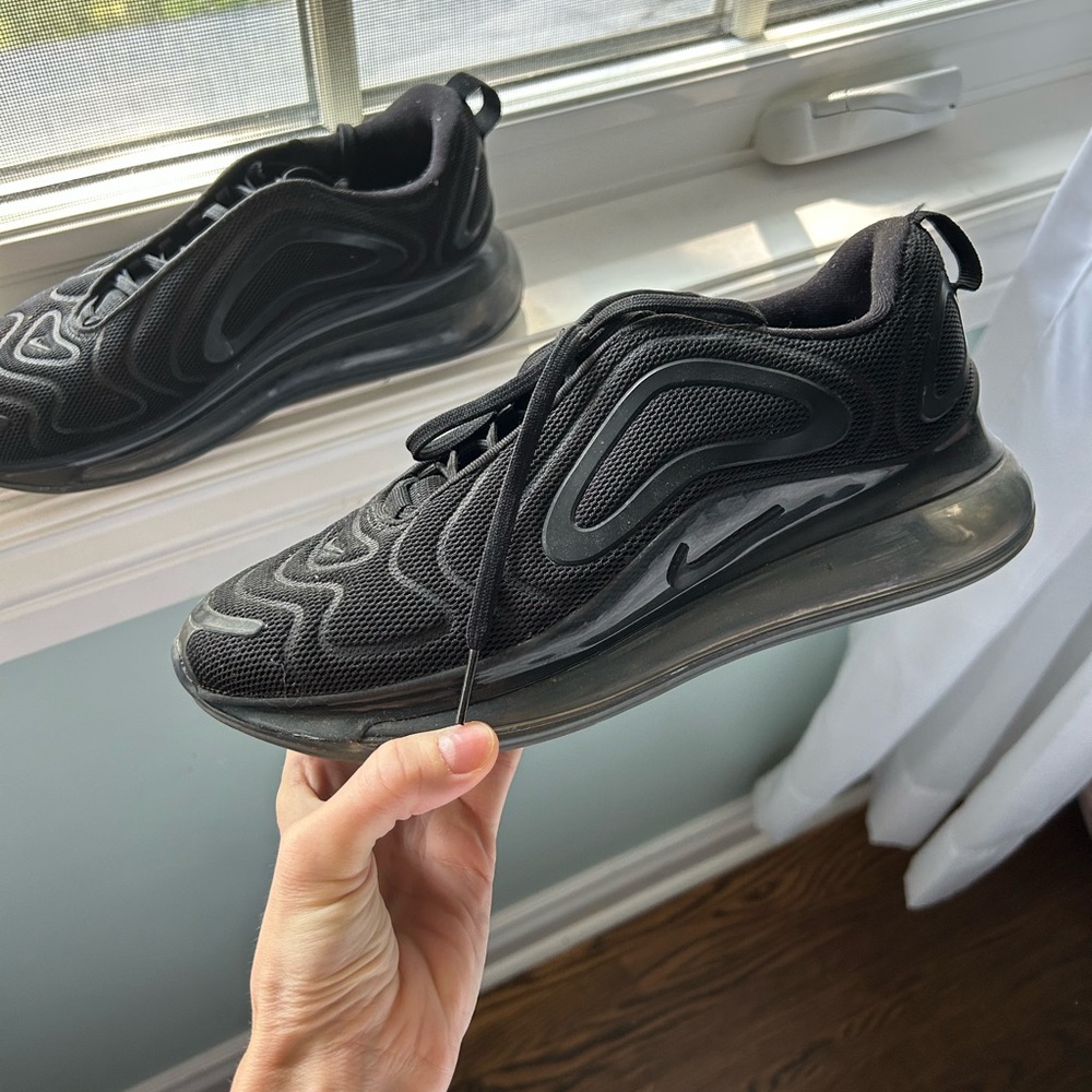 Nike Black Air Max Sneakers